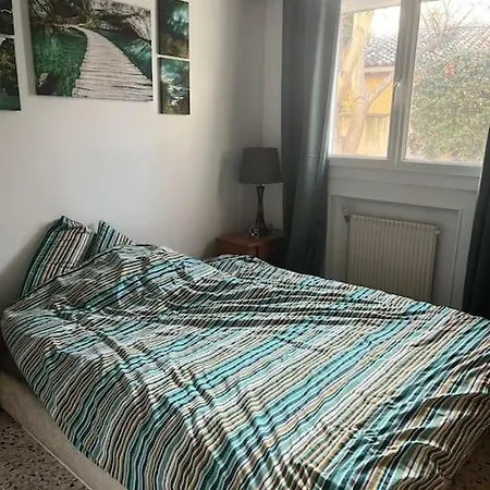 Lägenhet Bas De Avec Grande Piscine *